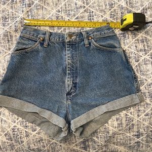 Vintage high waisted jean shorts